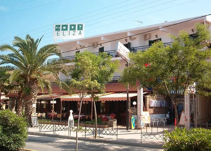 Eliza Studios And Apartments
